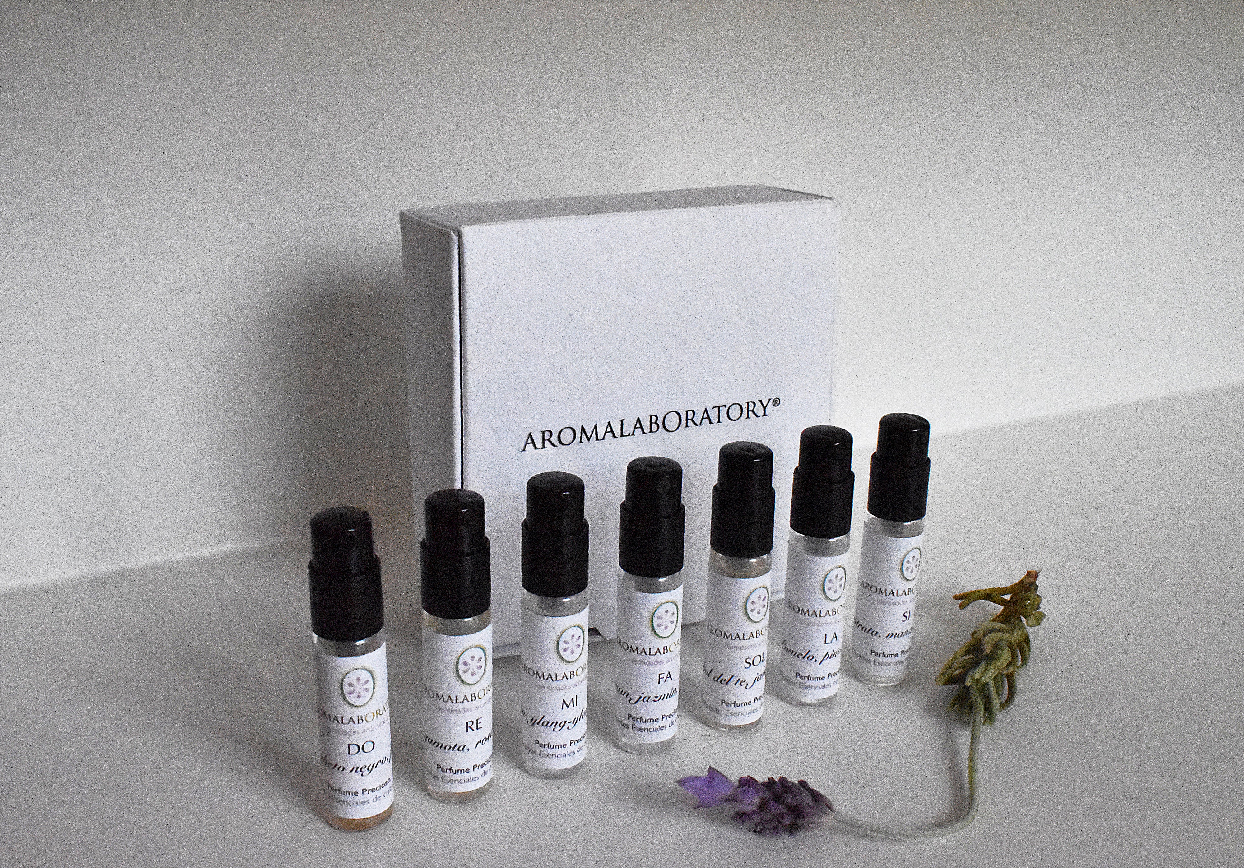 ORCHESTRA COLLECTION. Aromatherapy Clean Perfumes. Organic. 14ml.